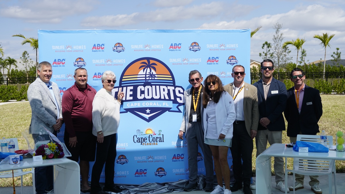 The Courts, Cape Coral